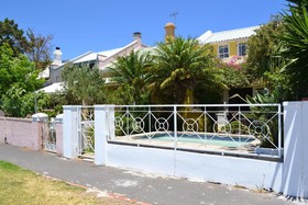 De Waterkant Cottages & Apartments
