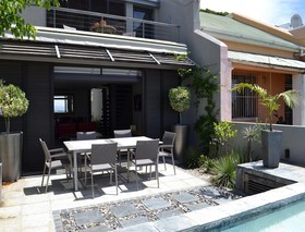 De Waterkant Cottages & Apartments