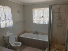 Dilisca Guesthouse
