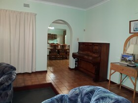 DJ'S B&B