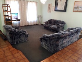DJ'S B&B