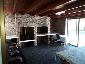 DJ'S B&B