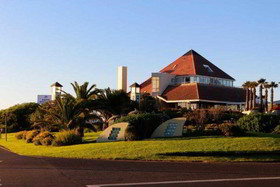 Dolphin Beach Hotel