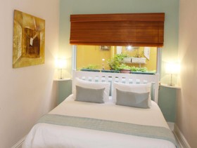 Dolphin Inn Guesthouse