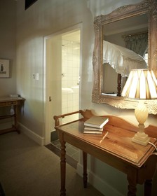 Dutch Manor Antique Hotel