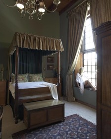 Dutch Manor Antique Hotel