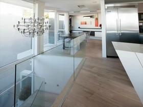 Ebb Tide Apartments