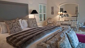 Fernwood Manor Boutique Guest House