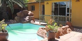 Flintstones Guest House Cape Town