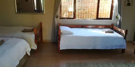 Flintstones Guest House Cape Town