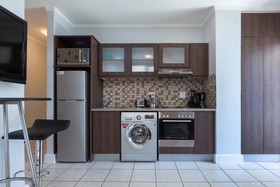 Four Seasons Apartments by CTHA