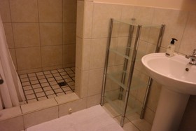 Four Seasons Apartments by CTHA