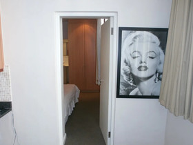 Glaston House 206 Apartment