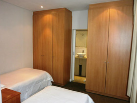 Glaston House 206 Apartment