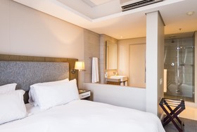 aha Harbour Bridge Hotel & Suites