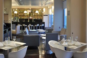 aha Harbour Bridge Hotel & Suites
