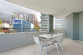 Harbour Edge by Totalstay