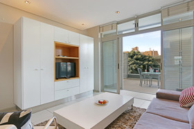 Harbour Edge by Totalstay