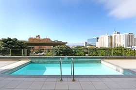 Harbour Edge by Totalstay