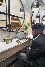 Hippo Pod Hostel