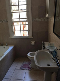 Karibu Guesthouse