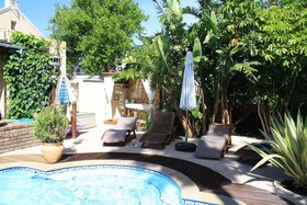 Khashamongo Guesthouse
