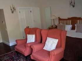 Kidger House