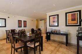 Kwantu Guesthouse 3