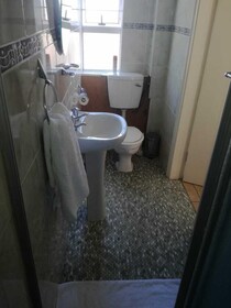 Lacasa Bellville Guest House