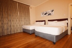 Lacasa Bellville Guest House