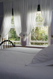 Mountain Manor Guest House