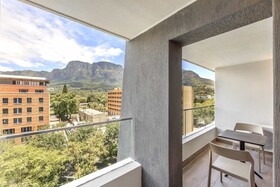 Newlands Peak Aparthotel by Totalstay