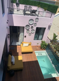 Pineapple House Boutique Hotel
