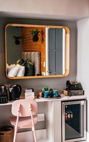 Pineapple House Boutique Hotel