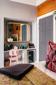 Pineapple House Boutique Hotel