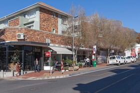 Polana Court by Cape Town Holiday Apartments