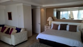 Sea Castle Hotel Camps Bay