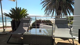 Sea Castle Hotel Camps Bay