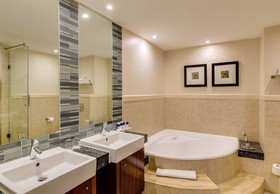 Protea Hotel Cape Town North Wharf