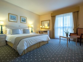 Radisson Blu Le Vendome Hotel