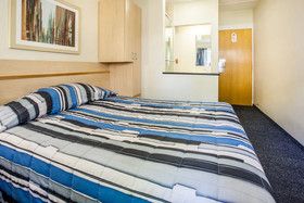 Road Lodge N1 City