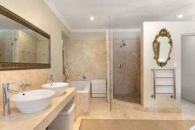 Rockhaven On The Beach