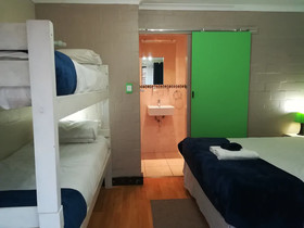 Saltycrax Backpackers