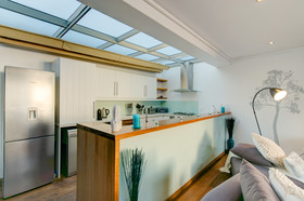 Santa Maria Beach House And Spa
