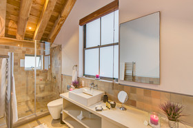 Santa Maria Beach House And Spa