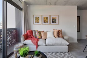 SIX ON N - Fluent Luxury Serviced Apartments