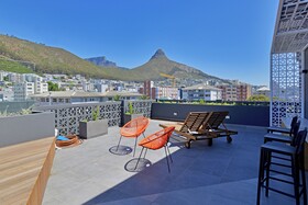 SIX ON N - Fluent Luxury Serviced Apartments