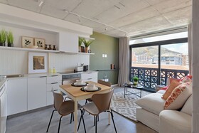 SIX ON N - Fluent Luxury Serviced Apartments