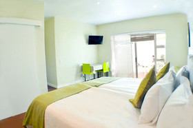 Small Bay Guesthouse