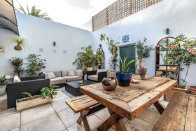 Stylish Heritage House In Tamboerskloof